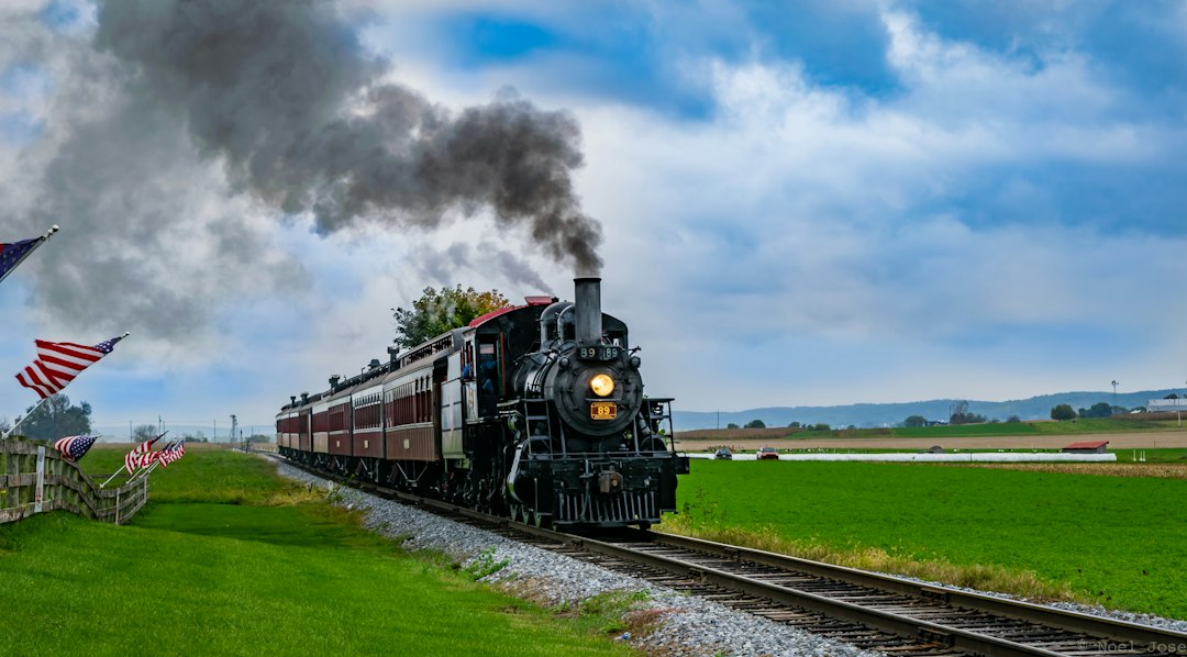 Historic railroad crossing the American West — image 3
