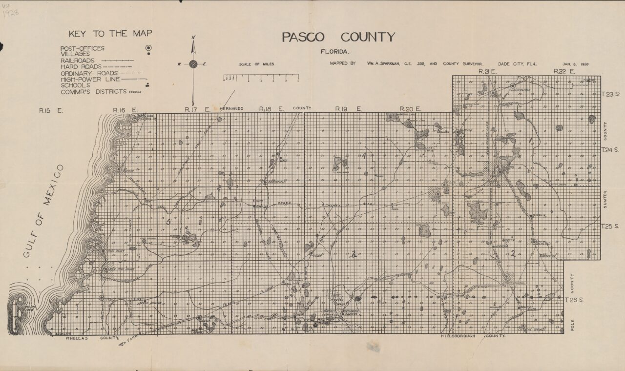 Historical map of Pasco County, Florida, showing roads, railroads, settlements, and the township-and-range grid.